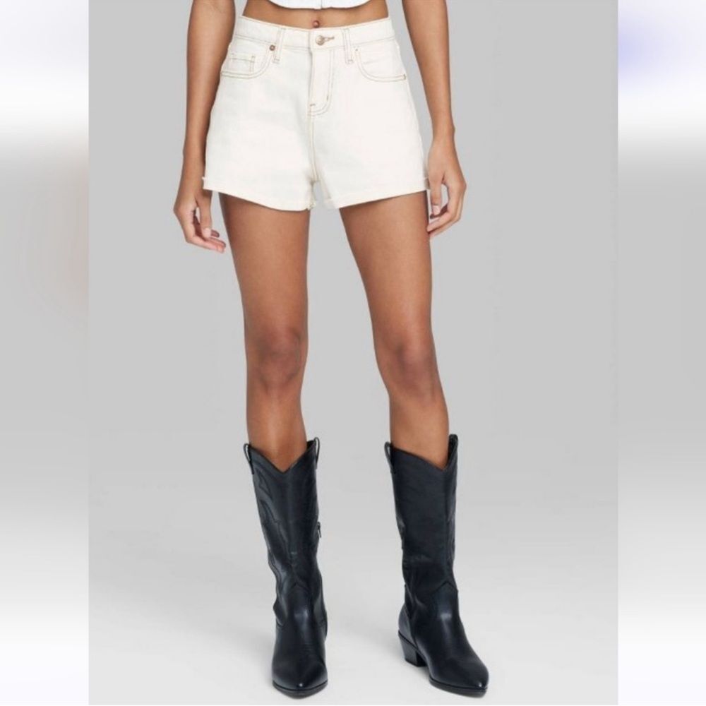 Wild Fable High Rise Rolled Cuff Shorts - Off White - 10/2.5" Inseam 14